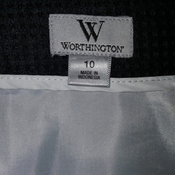 Worthington Mini Skirt Mesh Sides - Picture 4 of 4